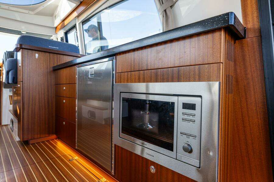Endeavour 40ft Nimbus Yacht For Sale