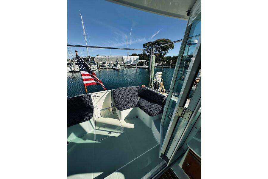 Check In 37ft Back Cove Yacht For Sale