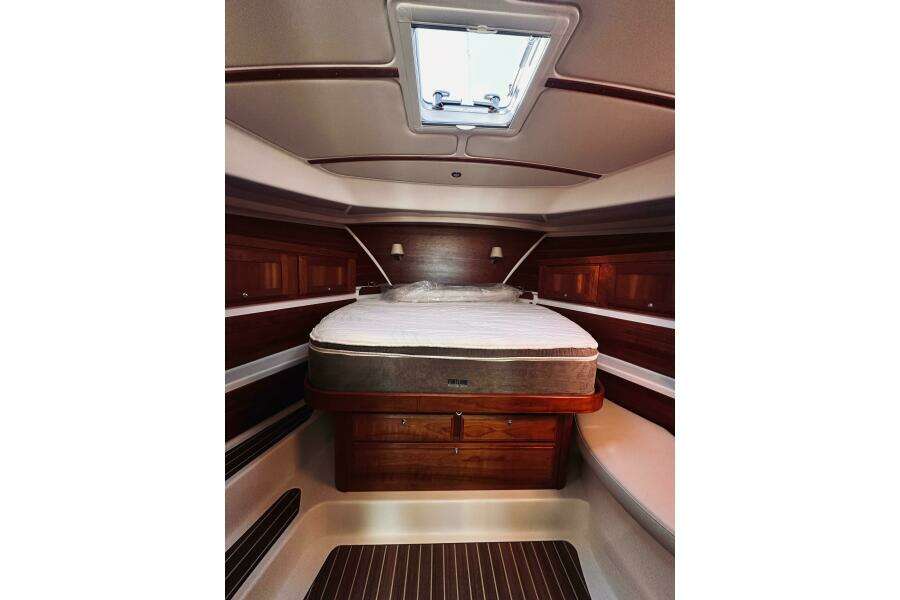 Check In 37ft Back Cove Yacht For Sale