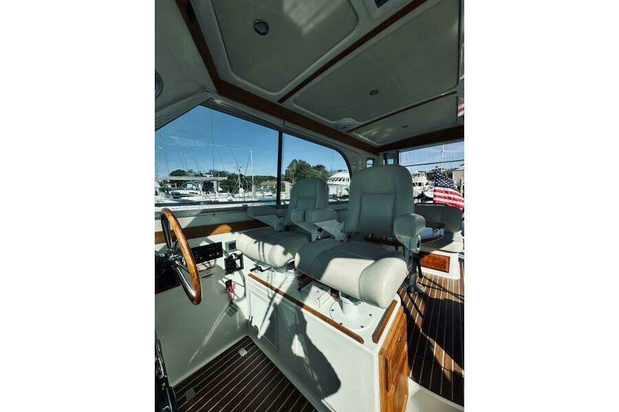 Check In 37ft Back Cove Yacht For Sale