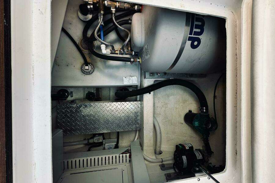 Check In 37ft Back Cove Yacht For Sale