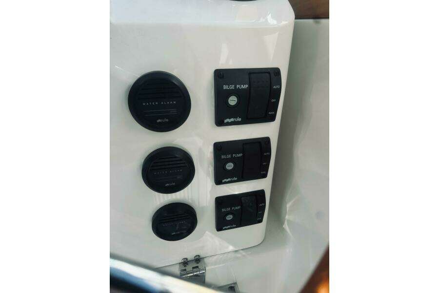 Check In 37ft Back Cove Yacht For Sale