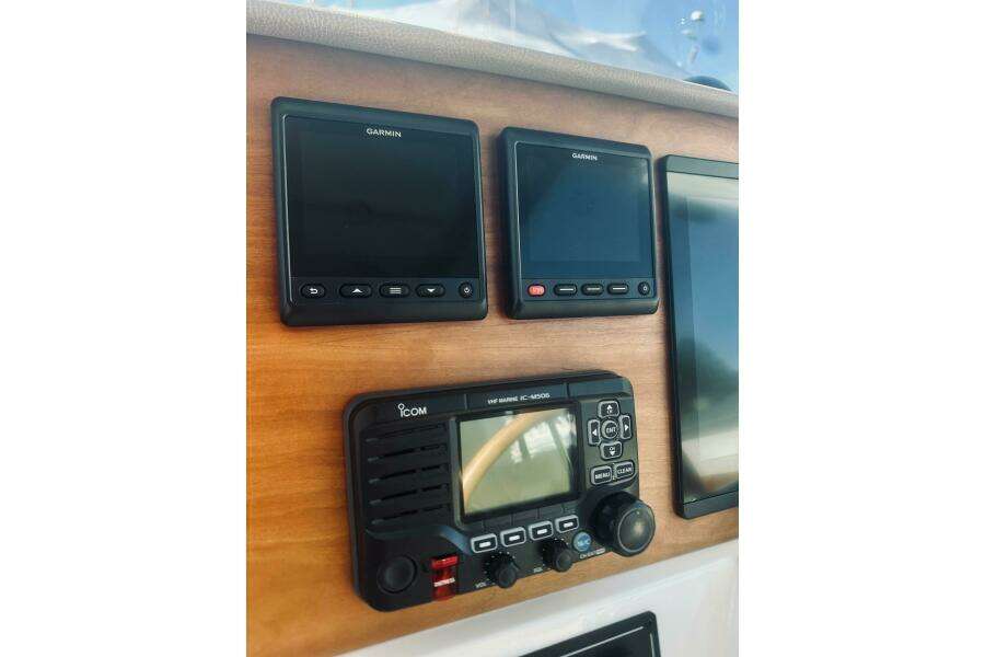 Check In 37ft Back Cove Yacht For Sale