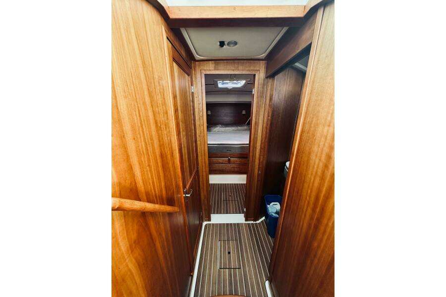 Check In 37ft Back Cove Yacht For Sale