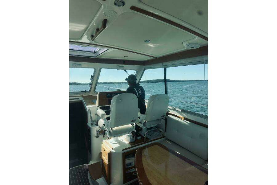 Check In 37ft Back Cove Yacht For Sale