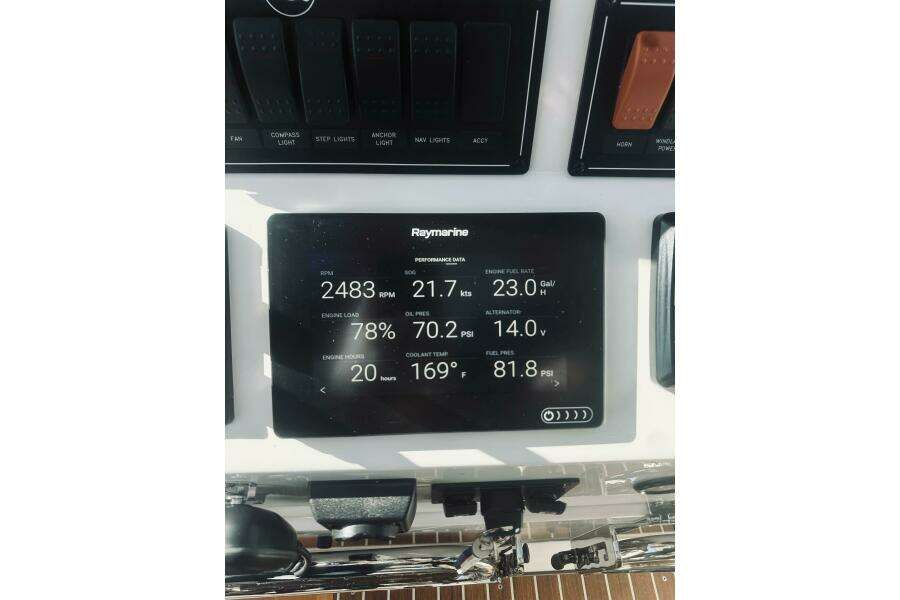 Check In 37ft Back Cove Yacht For Sale