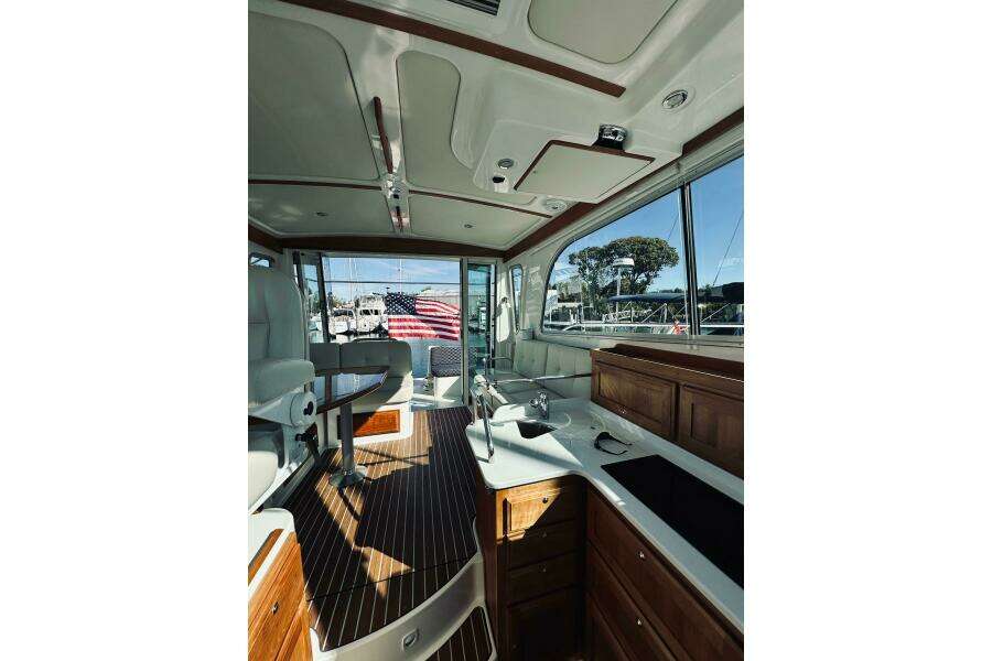 Check In 37ft Back Cove Yacht For Sale