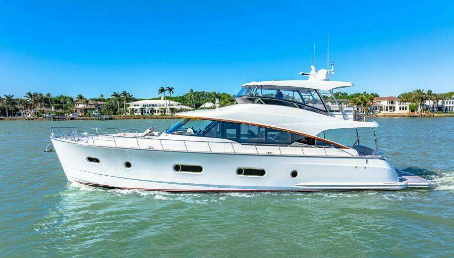 Dog House 66ft Belize Yacht For Sale