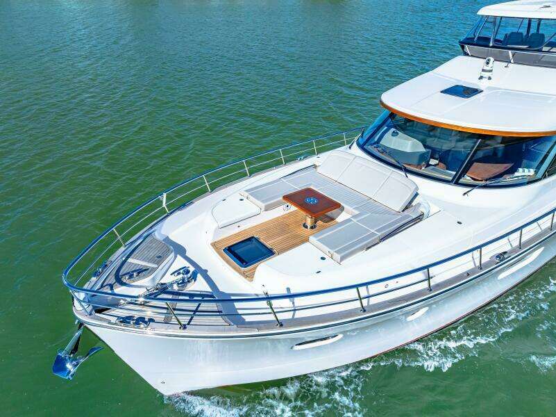 Dog House 66ft Belize Yacht For Sale