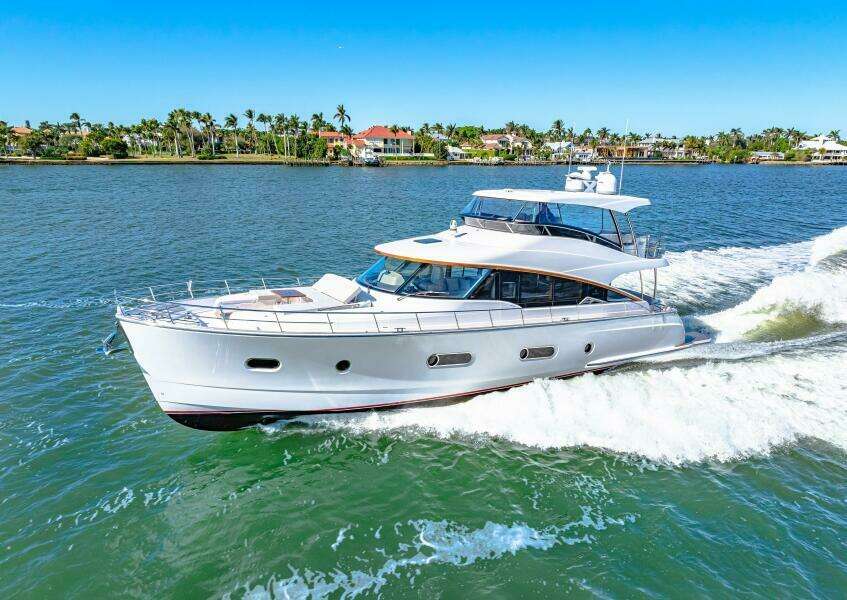 Dog House 66ft Belize Yacht For Sale