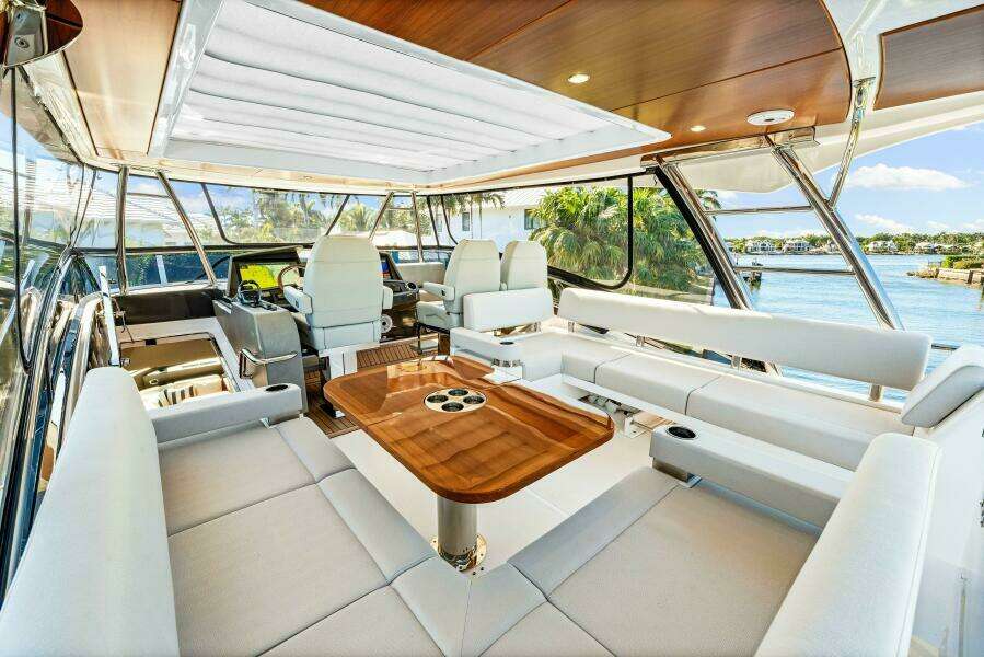 Dog House 66ft Belize Yacht For Sale