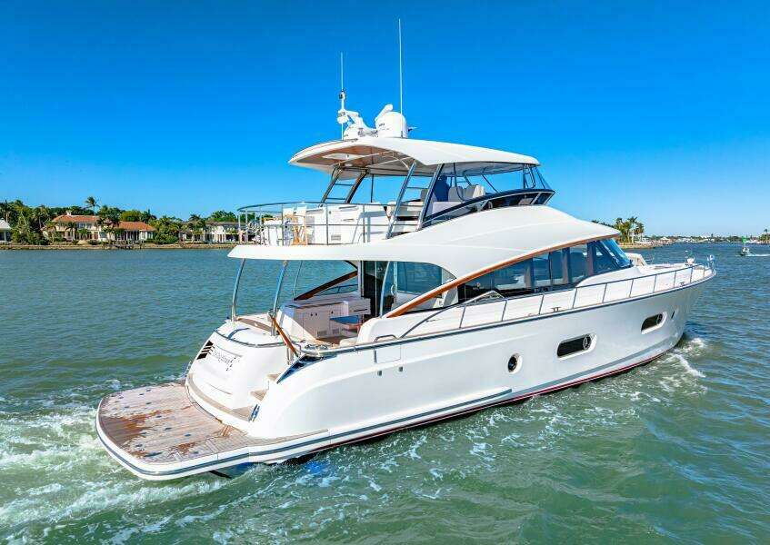 Dog House 66ft Belize Yacht For Sale