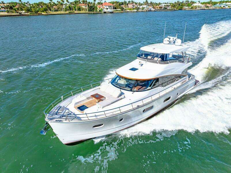 Dog House 66ft Belize Yacht For Sale