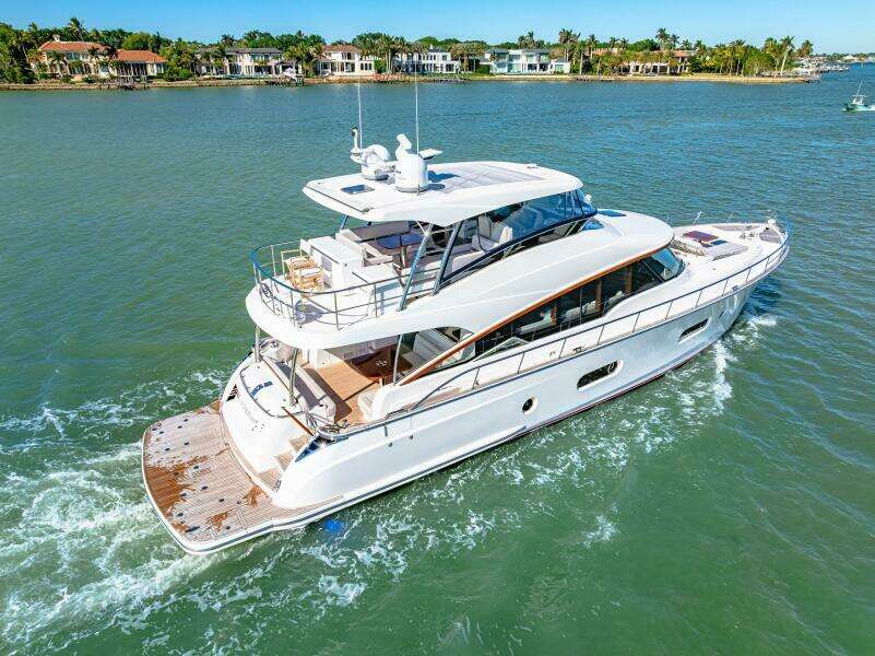 Dog House 66ft Belize Yacht For Sale