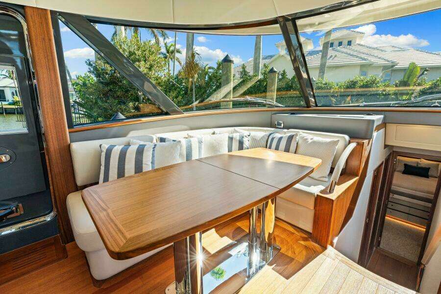 Dog House 66ft Belize Yacht For Sale