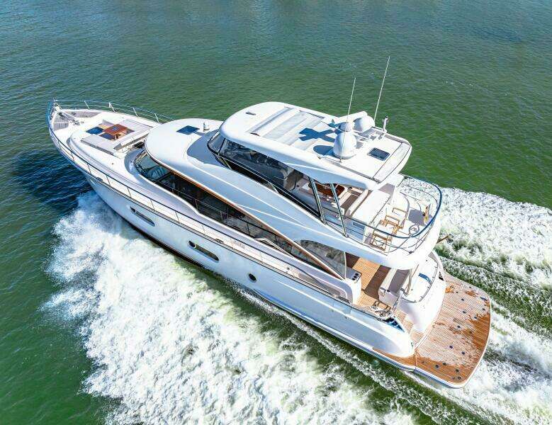 Dog House 66ft Belize Yacht For Sale