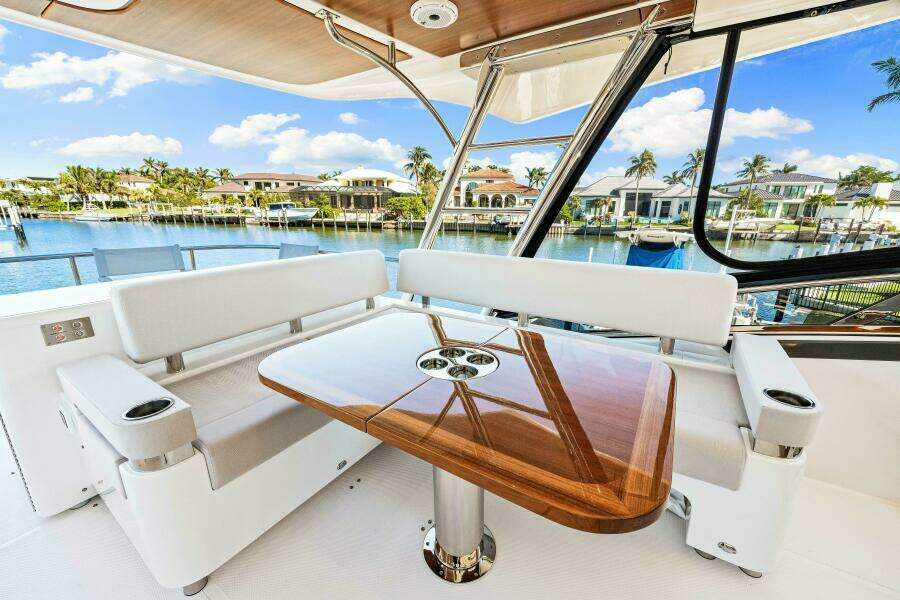 Dog House 66ft Belize Yacht For Sale