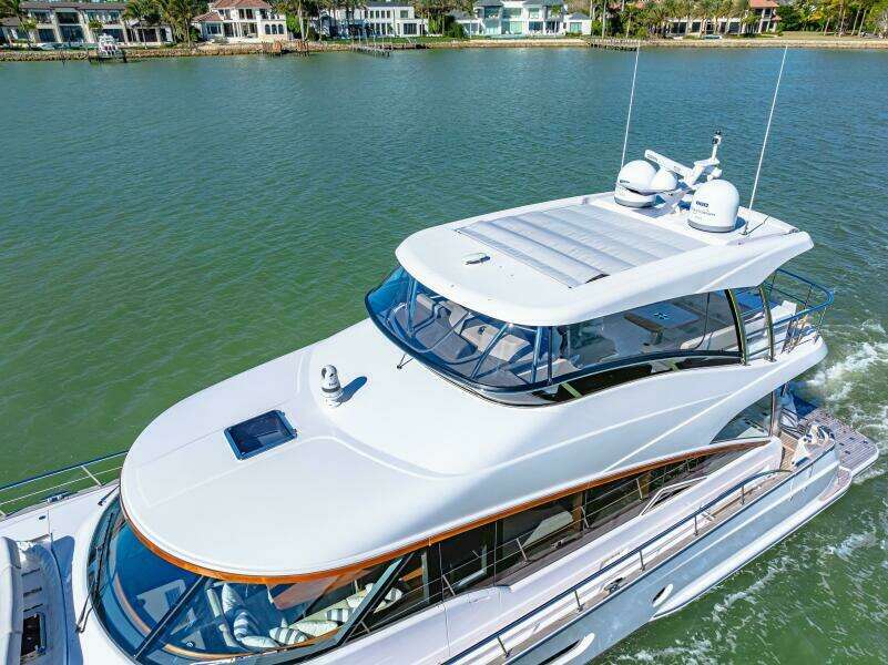 Dog House 66ft Belize Yacht For Sale