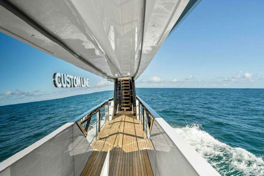 Oceans Se7en 106ft Custom Line Yacht For Sale