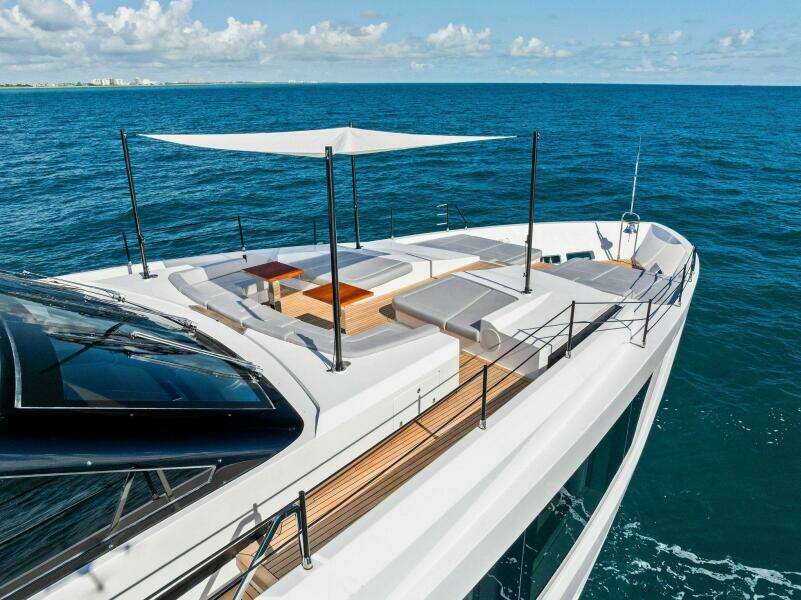 Oceans Se7en 106ft Custom Line Yacht For Sale