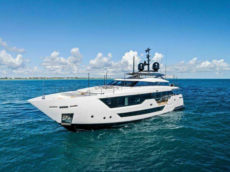 Oceans Se7en 106ft Custom Line Yacht For Sale