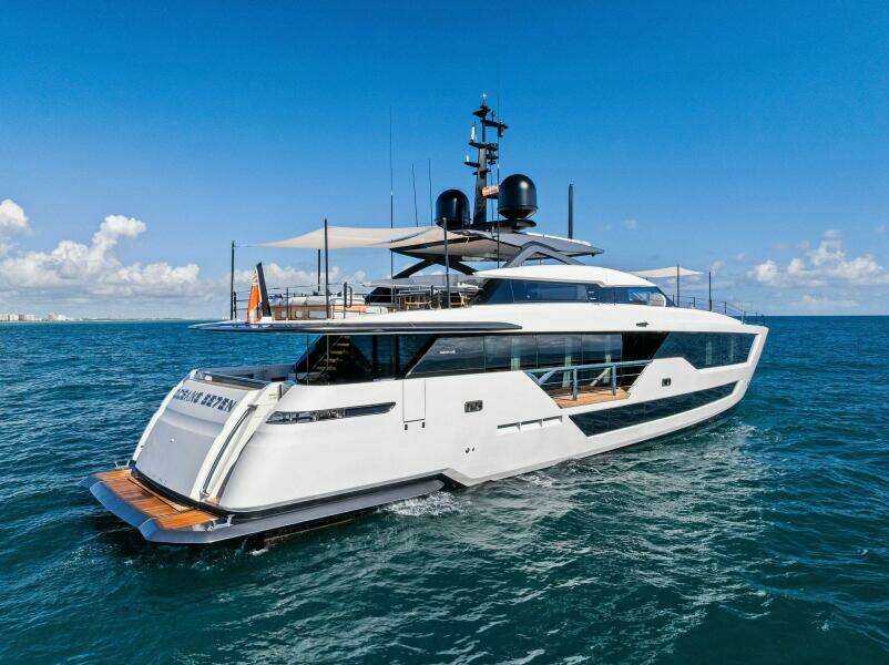 Oceans Se7en 106ft Custom Line Yacht For Sale