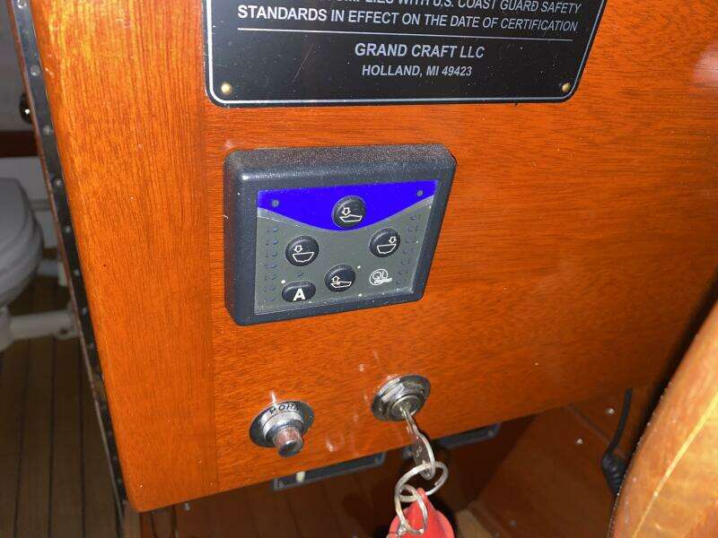 Water Wings 30ft Grand Craft Yacht For Sale Water Wings 30ft Grand Craft Yacht For Sale