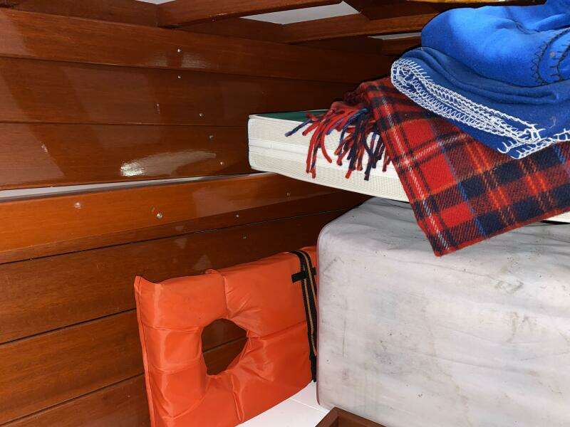 Water Wings 30ft Grand Craft Yacht For Sale Water Wings 30ft Grand Craft Yacht For Sale