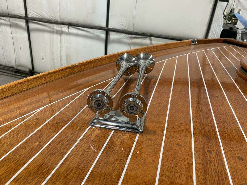 Water Wings 30ft Grand Craft Yacht For Sale Water Wings 30ft Grand Craft Yacht For Sale