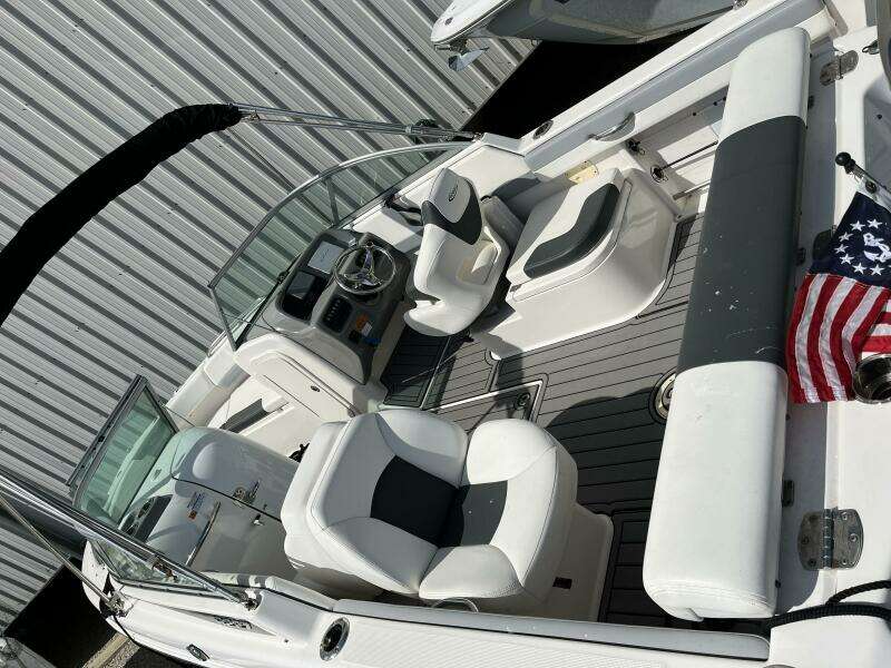 22ft Robalo Yacht For Sale
