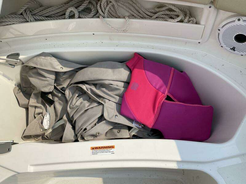 Repete 27ft Pursuit Yacht For Sale Repete 27ft Pursuit Yacht For Sale