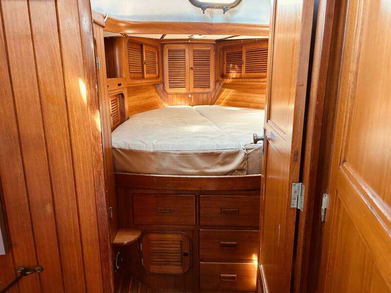 Alabare 36ft Ta Shing Yacht For Sale