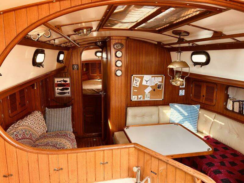 Alabare 36ft Ta Shing Yacht For Sale