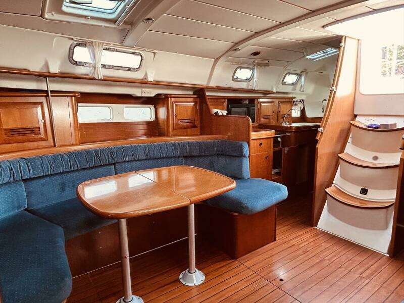 Morning Star 41ft Beneteau Yacht For Sale