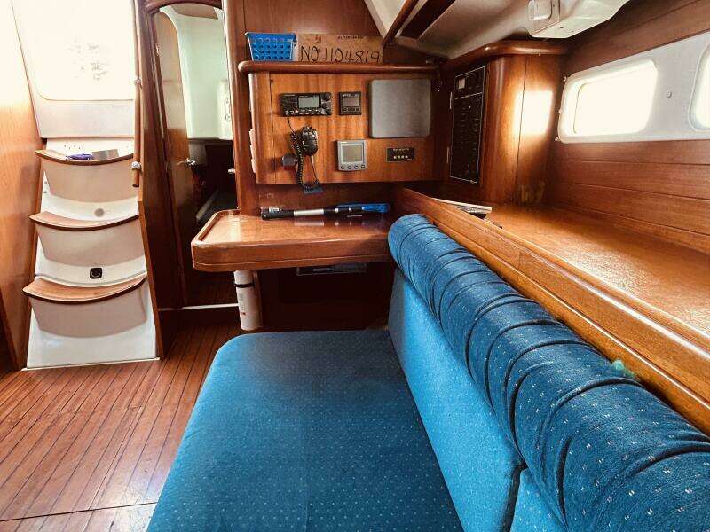 Morning Star 41ft Beneteau Yacht For Sale