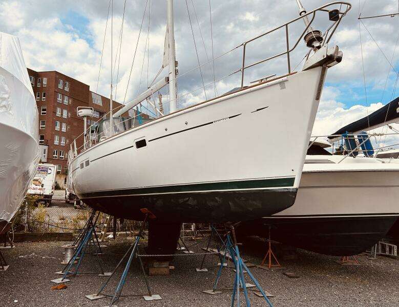 Morning Star 41ft Beneteau Yacht For Sale