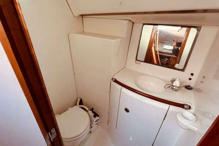 Morning Star 41ft Beneteau Yacht For Sale