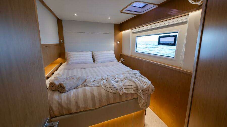 Two Dogs 50ft ILIAD Catamarans Yacht For Sale