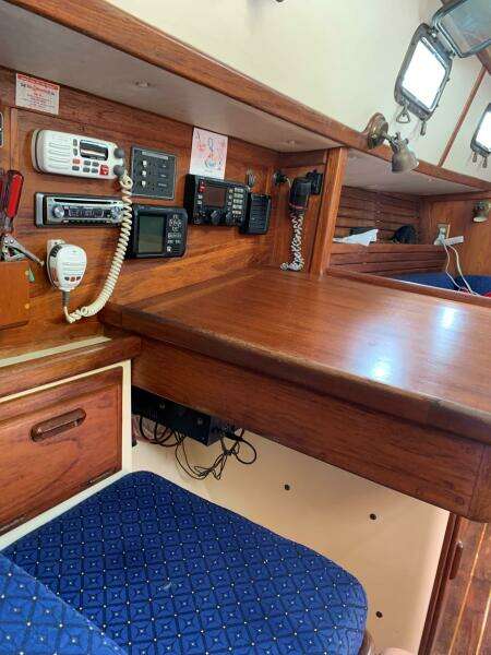 Light Reach 37ft Pacific Seacraft Yacht For Sale