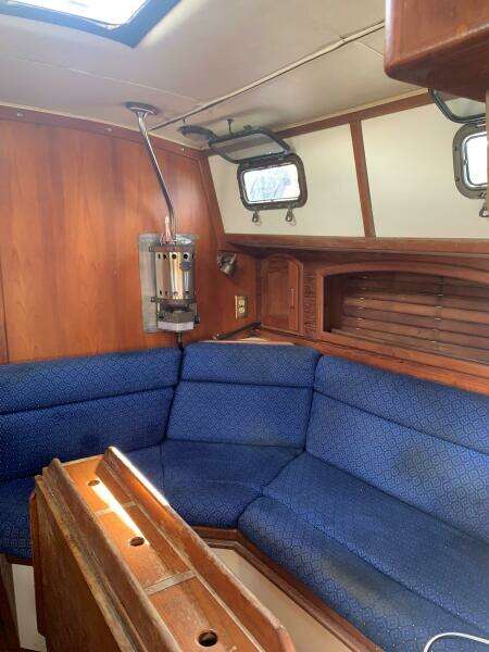 Light Reach 37ft Pacific Seacraft Yacht For Sale
