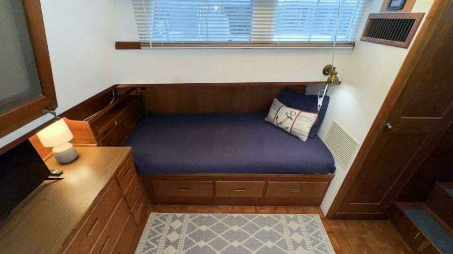 Aft Primary Stateroom