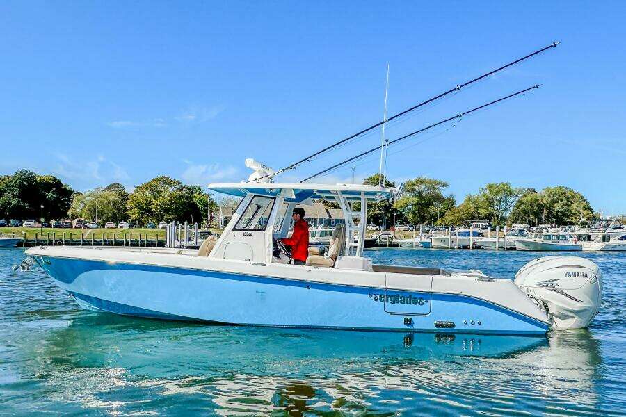 Gigi 33ft Everglades Yacht For Sale