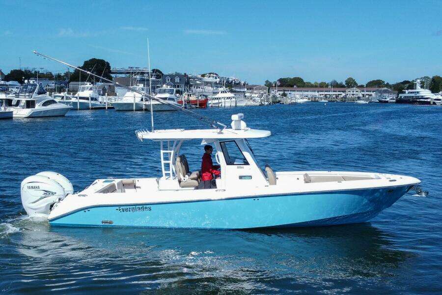 Gigi 33ft Everglades Yacht For Sale