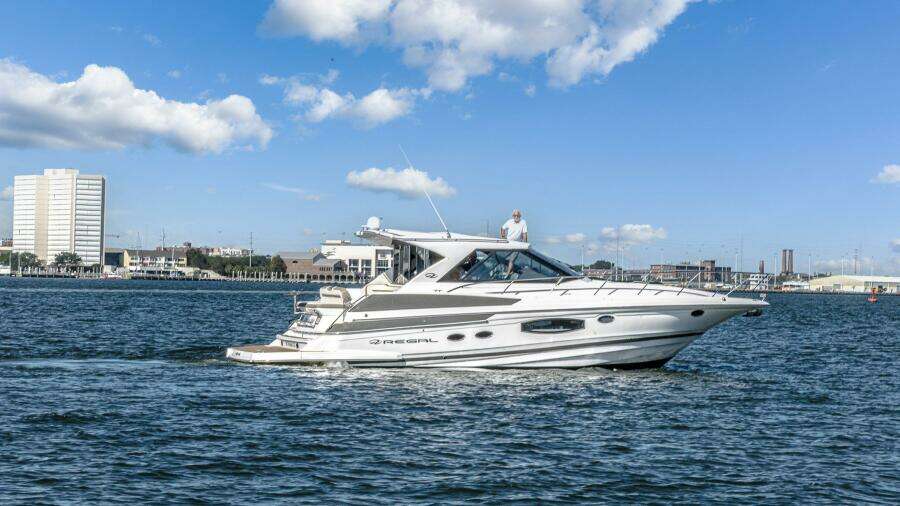 KENDALMAC 46ft Regal Yacht For Sale KENDALMAC 46ft Regal Yacht For Sale