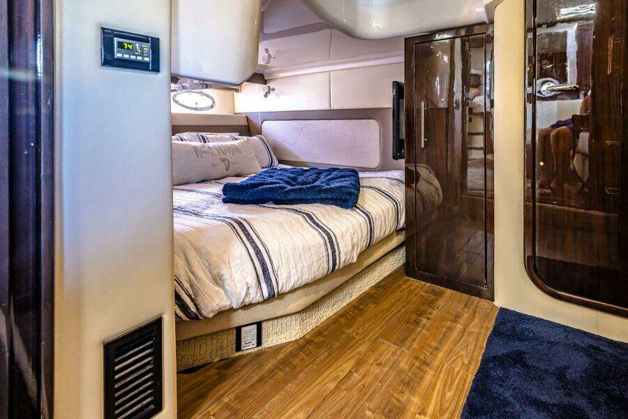 KENDALMAC 46ft Regal Yacht For Sale KENDALMAC 46ft Regal Yacht For Sale