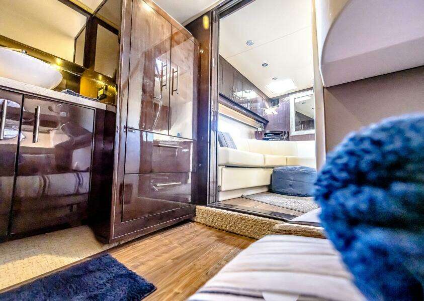 KENDALMAC 46ft Regal Yacht For Sale KENDALMAC 46ft Regal Yacht For Sale