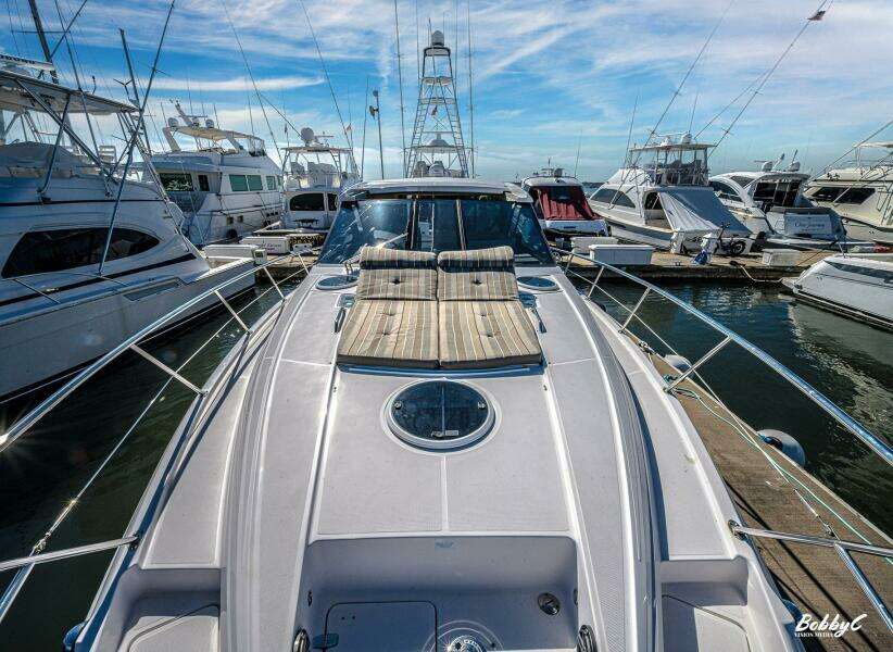 KENDALMAC 46ft Regal Yacht For Sale KENDALMAC 46ft Regal Yacht For Sale