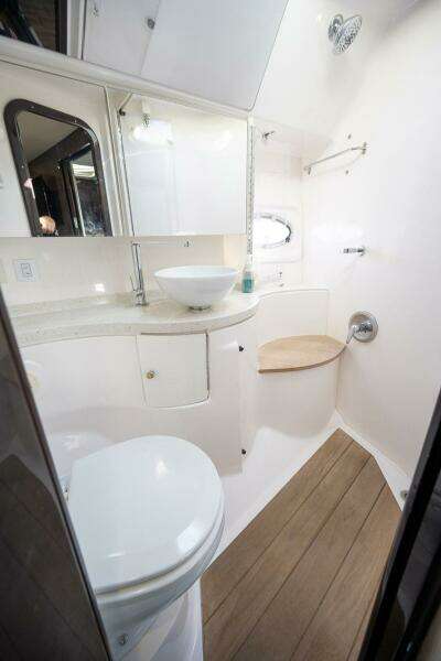 KENDALMAC 46ft Regal Yacht For Sale KENDALMAC 46ft Regal Yacht For Sale