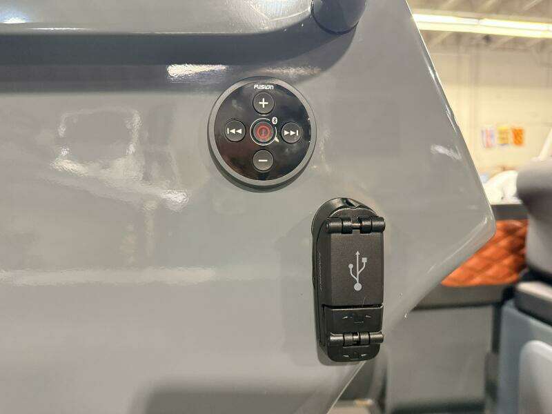 17ft Highfield Yacht For Sale