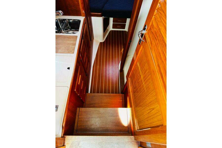 Maverick 37ft Hinckley Yacht For Sale Maverick 37ft Hinckley Yacht For Sale